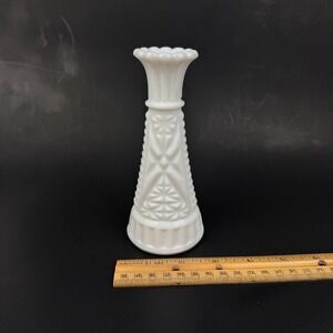 Vtg Tabletop White Milk Glass Textured Bud Vase Stars and Bars Design 6inch Tall